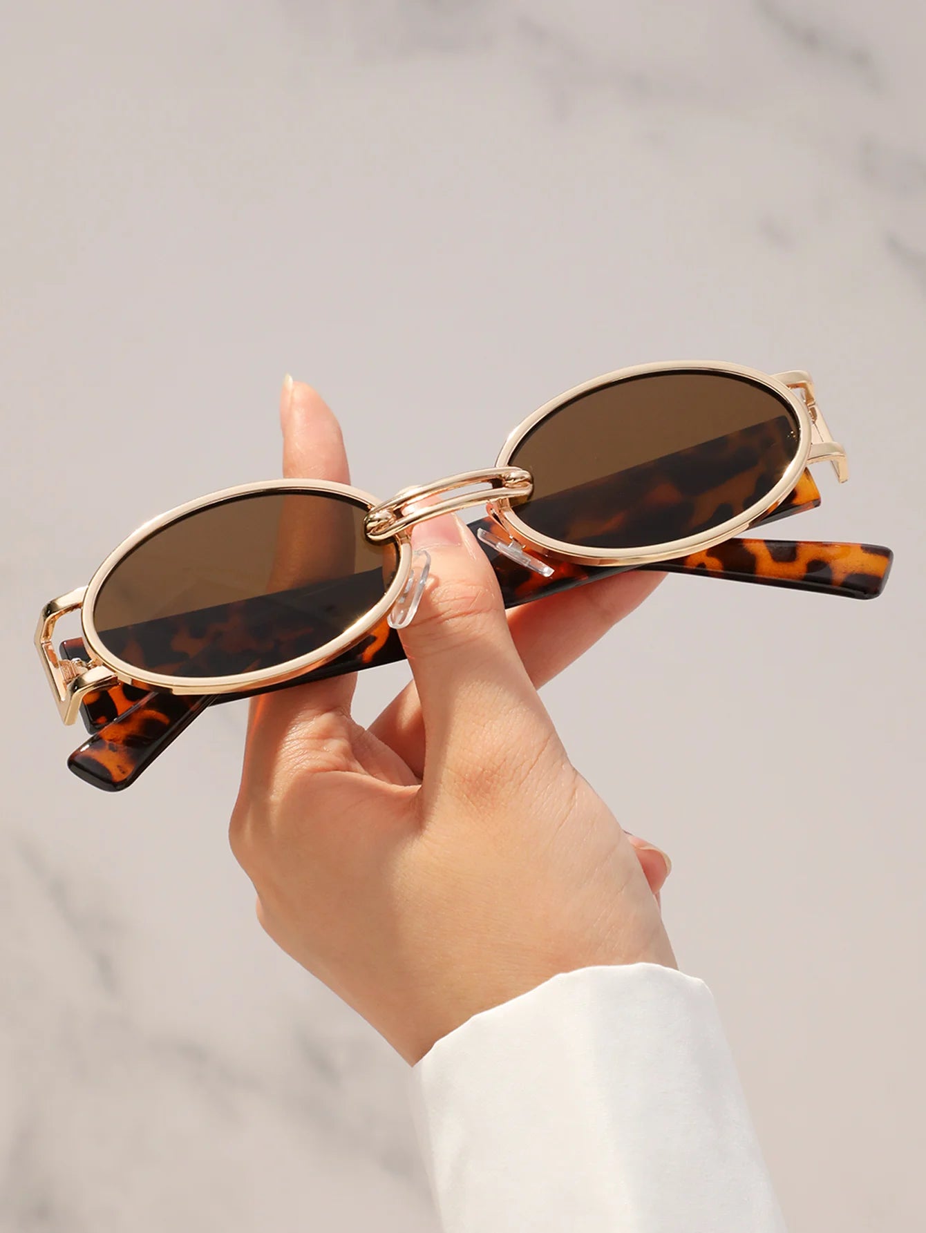 Oval Classic – Vintage Acetate Frame Sunglasses