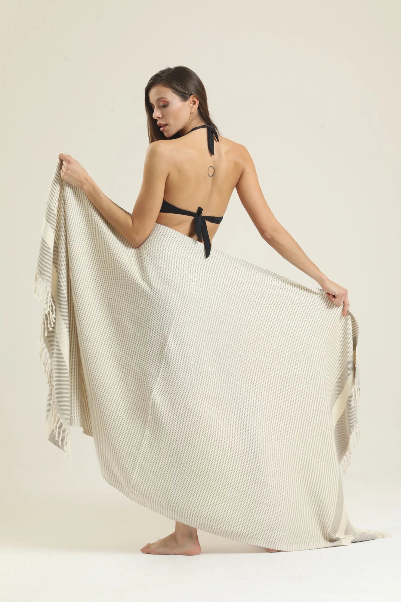 The Dune Layer – Oversized Cotton Beach Towel