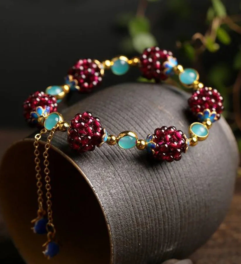 Minimalist Garnet Stone Beaded Bracelet